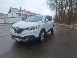 Weiß Gebraucht 2017 Renault Kadjar LIMITED SUV | 12.000 € (Guter Preis)