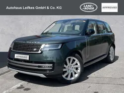 Grün (metallic) Gebraucht 2022 Land Rover Range Rover SE SUV | 109.900 €