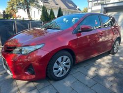 Gebraucht 2014 Toyota Auris Limousine | 6.620 €