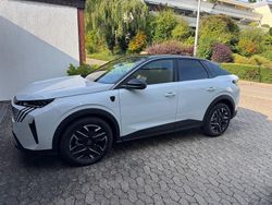 Weiß Gebraucht 2024 Peugeot 3008 GT SUV | 32.900 € (Etwas zu teuer)