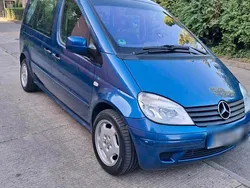 Blau Gebraucht 2002 Mercedes Vaneo Van / Kleinbus | 1.200 € (Guter Preis)