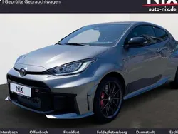 Silber Neu 2024 Toyota Yaris Limousine | 47.690 € (Guter Preis)