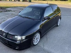 Schwarz Gebraucht 2001 Cupra Ibiza Kleinwagen | 4.900 €