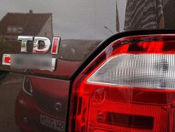 Braun Gebraucht 2017 VW Multivan Van | 35.600 € (Fairer Preis)