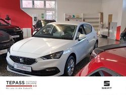 Weiss Neu 2025 Seat Leon Limousine | 30.999 € (Fairer Preis)
