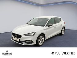 "nevada" weiss Gebraucht 2025 Seat Leon FR Limousine | 26.490 € (Fairer Preis)