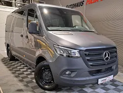Lackfarbe selenitgrau metallic Gebraucht 2023 Mercedes Sprinter Van | 69.970 €