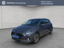 Grau Gebraucht 2023 Hyundai i20 Trend Kleinwagen | 17.350 € (Fairer Preis)
