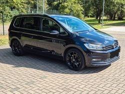 Schwarz Gebraucht 2019 VW Touran Highline Van / Kleinbus | 23.500 € (Guter Preis)
