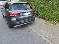 Grau Gebraucht 2017 Mercedes GLC250 SUV | 17.600 € (Fairer Preis)