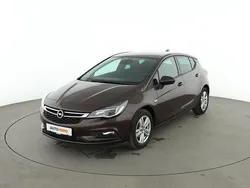 Braun Gebraucht 2017 Opel Astra Active Limousine | 10.570 € (Fairer Preis)