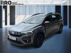 Grau Gebraucht 2024 Dacia Jogger Extreme Van / Kleinbus | 20.380 € (Fairer Preis)