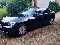 Schwarz Gebraucht 2006 BMW 318 Limousine | 7.300 € (Teuer)