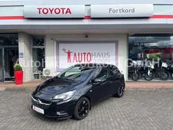 Schwarz metallic Gebraucht 2015 Opel Corsa Edition Limousine | 6.390 € (Fairer Preis)