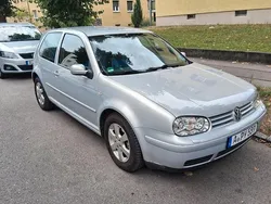 Silber Gebraucht 2000 VW Golf IV Basis Limousine | 1.990 € (Etwas zu teuer)
