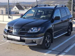 Pantherschwarz (p) Gebraucht 2003 Mitsubishi Outlander SUV | 5.350 € (Etwas zu teuer)