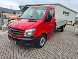 Rot Gebraucht 2015 Mercedes 316 Van | 15.469 €