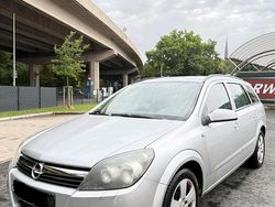 Grau Gebraucht 2006 Opel Astra Kombi | 2.900 € (Fairer Preis)
