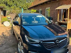 Grau Gebraucht 2018 Opel Grandland X SUV | 10.000 €