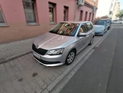 Silber Gebraucht 2016 Skoda Fabia Kleinwagen | 9.200 € (Fairer Preis)