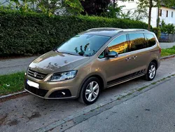 Gold Gebraucht 2017 Seat Alhambra 4Drive Van / Kleinbus | 24.950 € (Teuer)