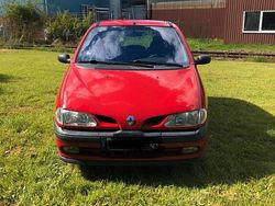 Rot Gebraucht 1999 Renault Mégane Van / Kleinbus | 600 € (Superpreis)