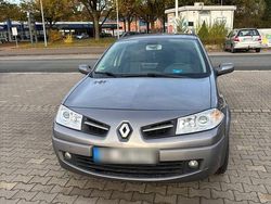 Grau Gebraucht 2008 Renault Mégane GrandTour Authentique Kombi | 2.500 € (Fairer Preis)