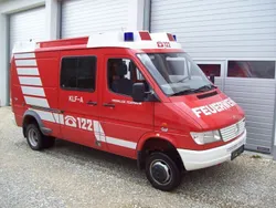 Rot Gebraucht 1996 Mercedes Sprinter Van | 17.950 €