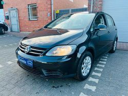 Schwarz Gebraucht 2007 VW Golf Plus Cross S Van / Kleinbus | 3.750 € (Fairer Preis)
