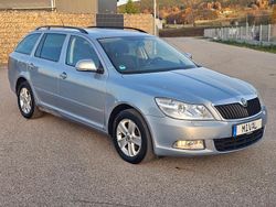 Blau Gebraucht 2011 Skoda Octavia Kombi | 2.900 € (Superpreis)