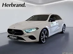 Unilack polarweiß Gebraucht 2023 Mercedes A220 Progressive Limousine | 32.440 € (Fairer Preis)