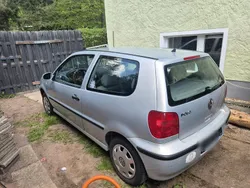 Silber Gebraucht 2000 VW Polo Kleinwagen | 700 € (Guter Preis)