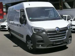 Weiß uni Gebraucht 2024 Renault Master Komfort Van | 29.990 € (Guter Preis)