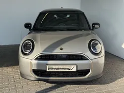 Silber Gebraucht 2024 Mini Cooper Kleinwagen | 27.590 € (Etwas zu teuer)