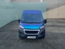 Weiß Gebraucht 2020 Peugeot Boxer Premium Van | 21.740 € (Fairer Preis)