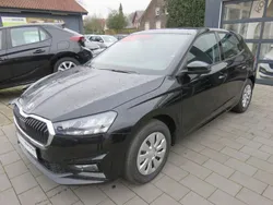 Schwarz Neu 2024 Skoda Fabia Ambition Limousine | 18.970 € (Fairer Preis)