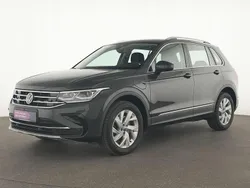Uranograu Gebraucht 2022 VW Tiguan Elegance SUV | 31.798 € (Superpreis)