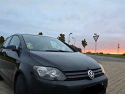 Schwarz Gebraucht 2009 VW Golf Plus Cross Comfortline Van / Kleinbus | 2.500 € (Superpreis)