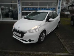Weiss banquise Gebraucht 2014 Peugeot 208 Active Kleinwagen | 7.890 € (Fairer Preis)