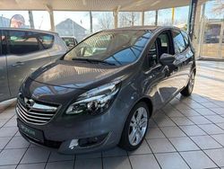 Silber Gebraucht 2012 Opel Meriva Van / Kleinbus | 6.990 € (Etwas zu teuer)