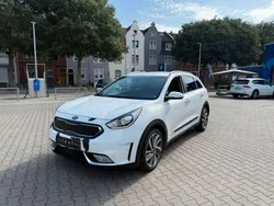 Weiß Gebraucht 2018 Kia Niro Spirit SUV | 12.900 € (Guter Preis)