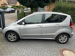 Grau Gebraucht 2006 Mercedes A170 Classic Kleinwagen | 4.200 € (Fairer Preis)