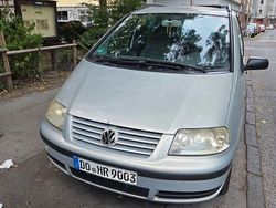 Silber Gebraucht 2003 VW Sharan Family Van / Kleinbus | 2.140 € (Fairer Preis)