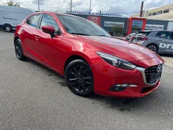Rot Gebraucht 2018 Mazda 3 Sports-Line Limousine | 7.250 € (Guter Preis)