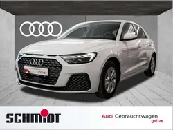 Gletscherweiß metallic Gebraucht 2023 Audi A1 Sportback Kleinwagen | 19.440 € (Guter Preis)