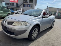 Silber Gebraucht 2006 Renault Mégane Cabriolet Dynamique Cabrio | 1.400 € (Superpreis)
