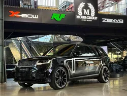 Santorini black Neu 2025 Land Rover Range Rover Autobiography SUV | 328.313 €