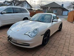 Weiß Gebraucht 2003 Porsche 911 Carrera Coupé | 32.490 € (Guter Preis)