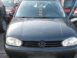 Schwarz Gebraucht 1999 VW Golf IV Kleinwagen | 400 €