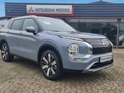 Grau Neu 2025 Mitsubishi Outlander P-HEV Edition SUV | 49.950 € (Guter Preis)